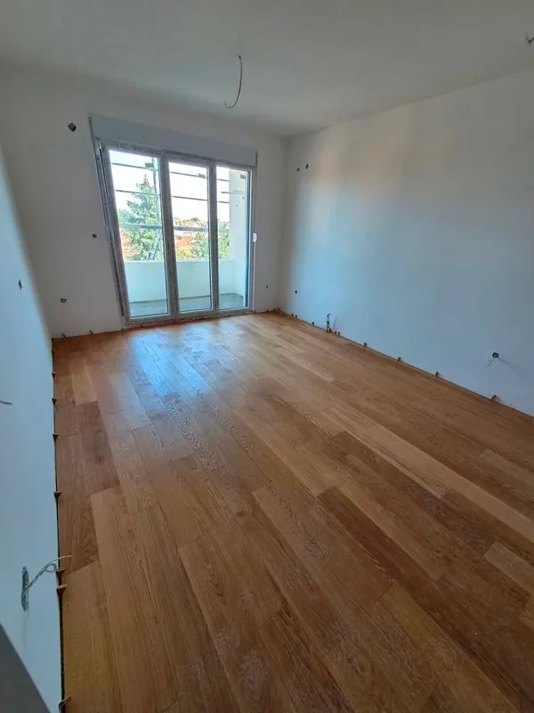 Prodaja, trosoban stan, 68m², Pančevo, Srbija