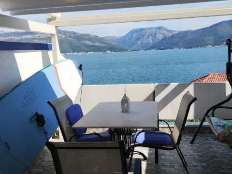 Prodaja, jednosoban stan, 55m², Krašići, Tivat - image 1