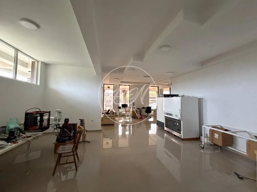 Sale, office space, 236m², Altina, Beograd