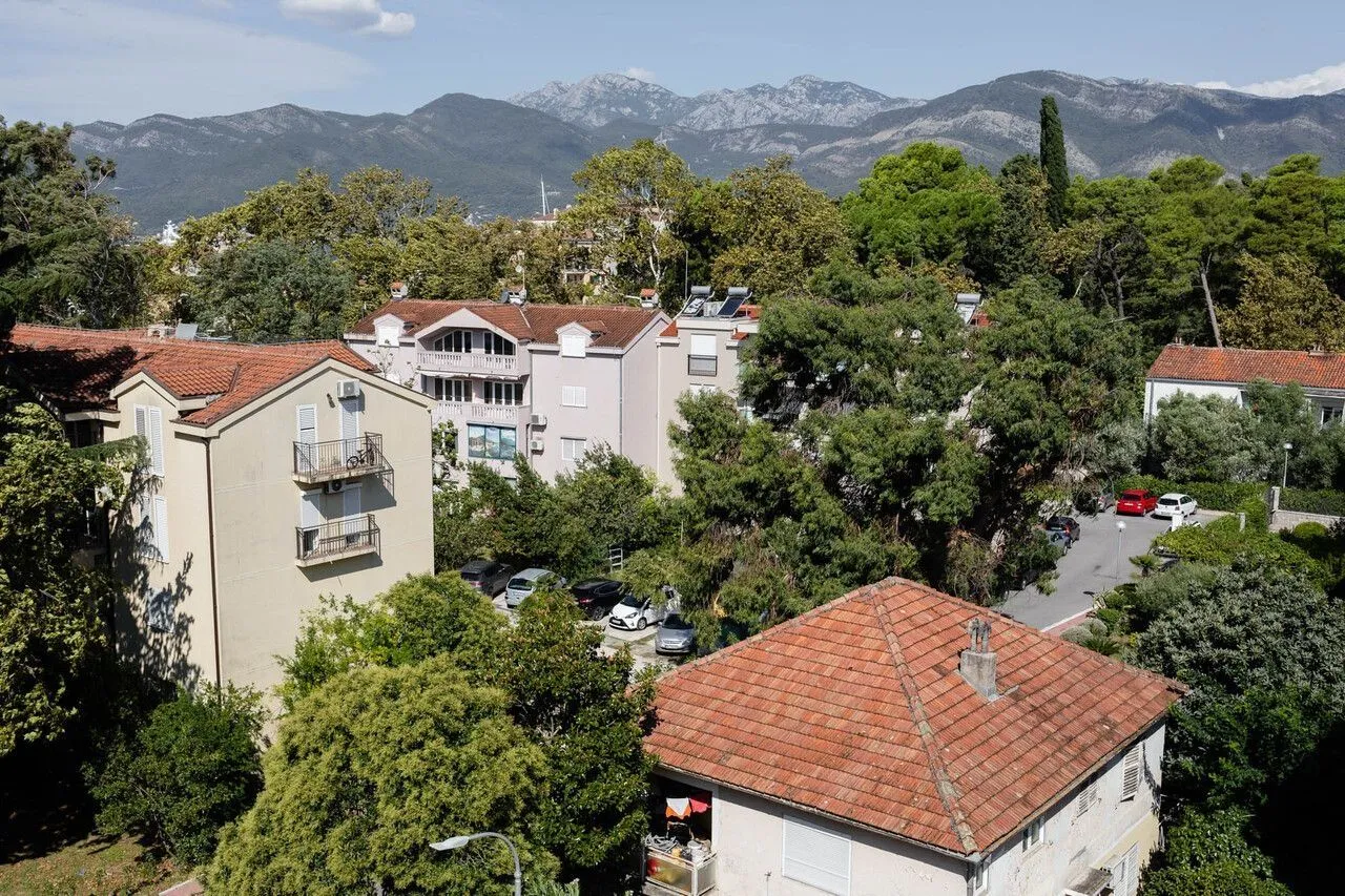 Prodaja, jednosoban stan, 49m², Tivat, Crna Gora