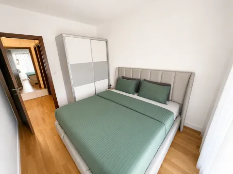 Izdavanje, jednosoban stan, 50m², City Kvart, Podgorica - image 8