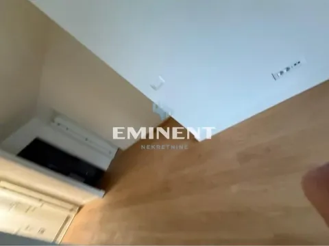 Izdavanje, trosoban stan, 75m², Novi Beograd Blok 67, Novi Beograd Sve Podlokacije - image 14