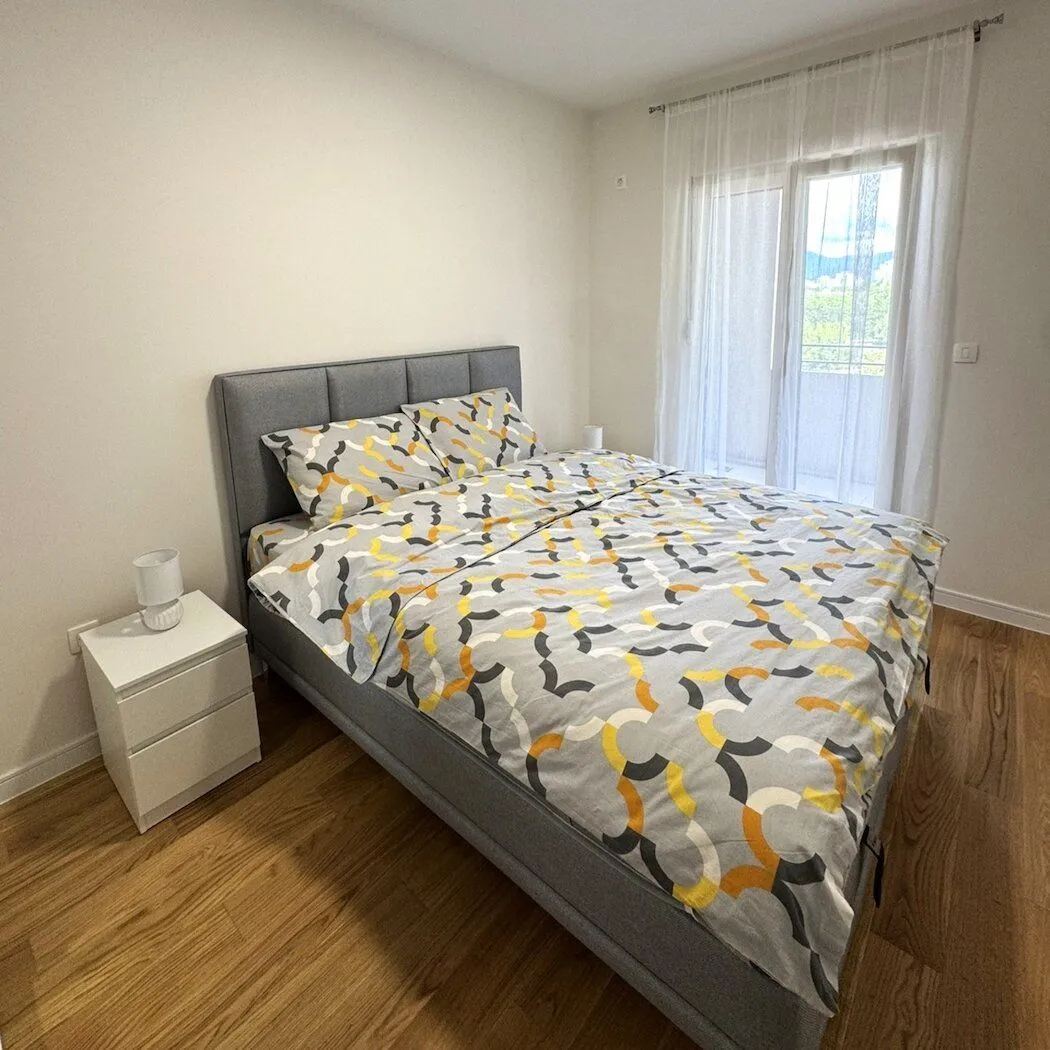 Izdavanje, stan, 49m², Central Point, Podgorica
