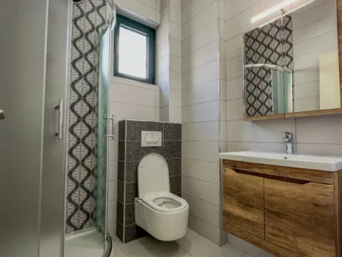 Prodaja, dvosoban stan, 85m², Bečići, Budva - image 7