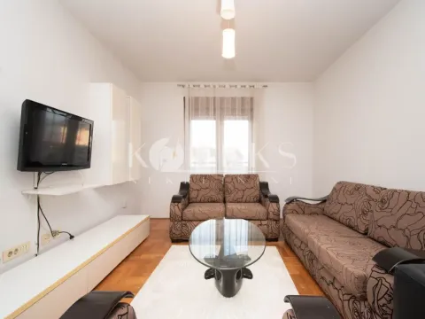 Rent, one bedroom apartment, 43m², Stari Aerodrom, Podgorica - image 1