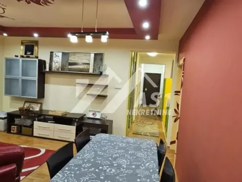 Izdavanje, četvorosoban stan, 92m², Novi Sad Sve Podlokacije, Novi Sad - image 3