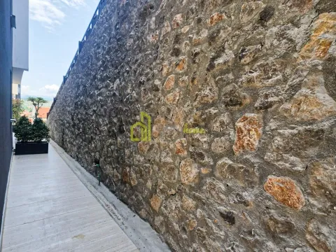 Prodaja, dvosoban stan, 80m², Gorica C, Podgorica - image 14