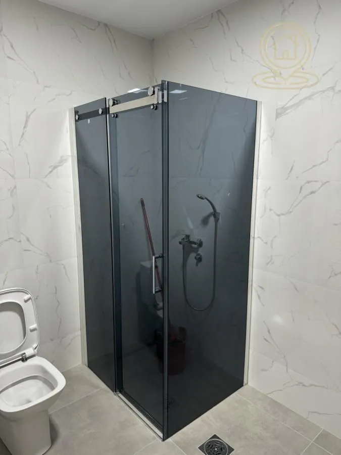 Izdavanje, četvorosoban stan, 100m², Medijana, Niš