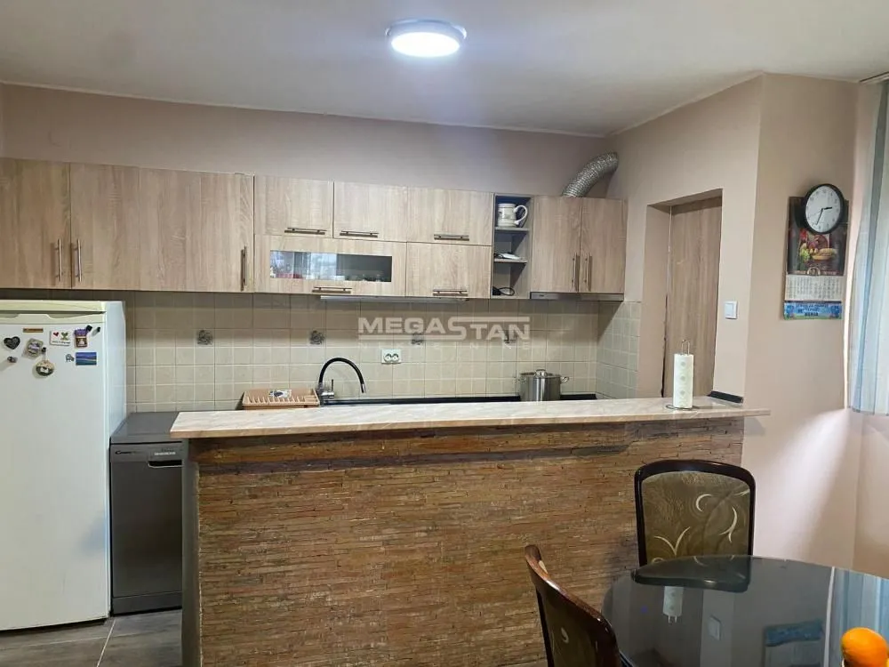 Sale, house, 209m², Stari Tamiš, Pančevo
