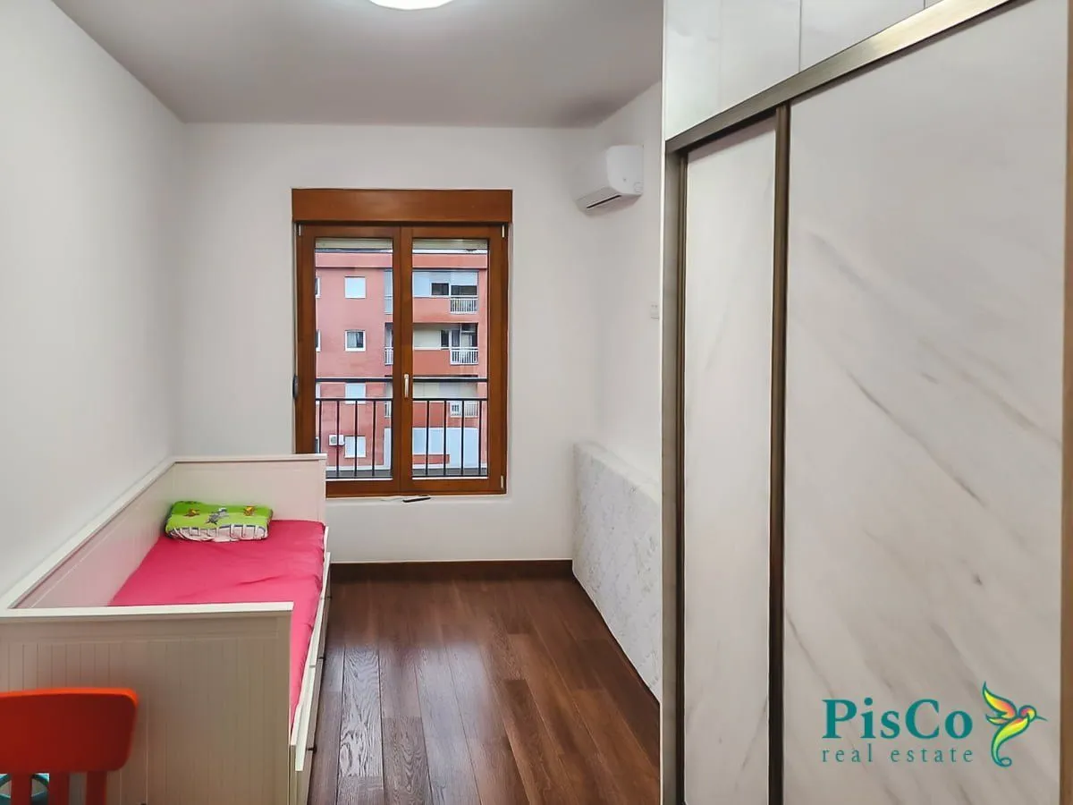 Rent, two bedroom apartment, 69m², Master Kvart, Podgorica