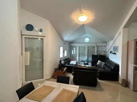 Sale, three bedroom apartment, 103m², Igalo, Herceg Novi - image 12