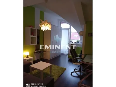 Sale, three bedroom apartment, 133m², Uciteljsko Naselje, Zvezdara Sve Podlokacije - image 12