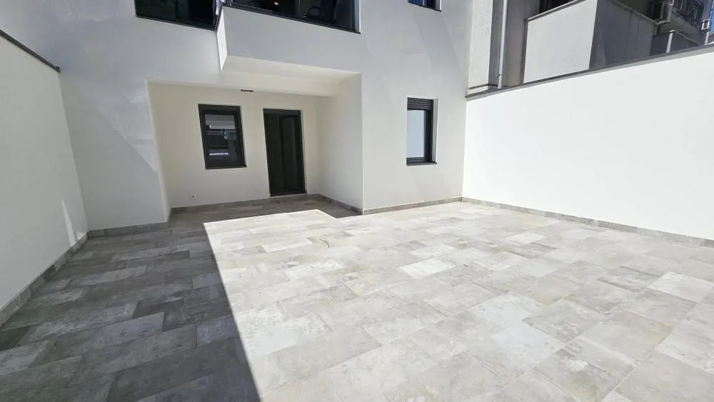 Sale, three bedroom apartment, 60m², Cvetkova Pijaca, Zvezdara Sve Podlokacije