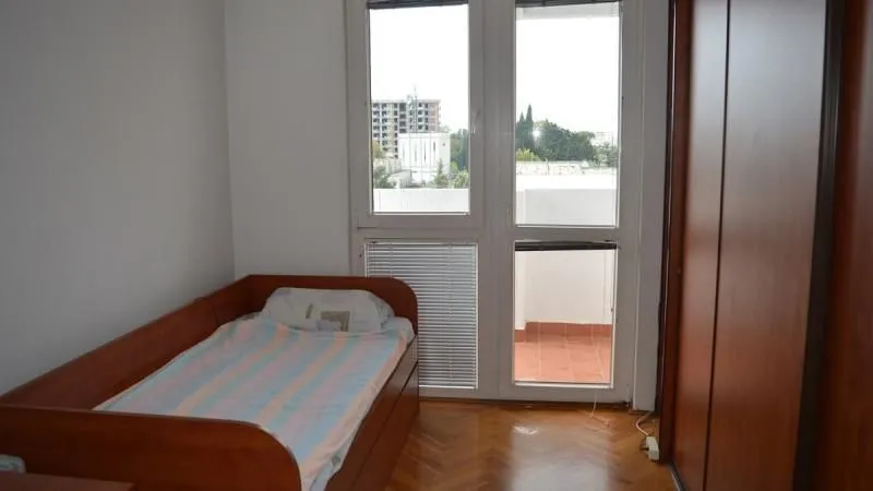 Sale, three bedroom apartment, 106m², Bar, Crna Gora