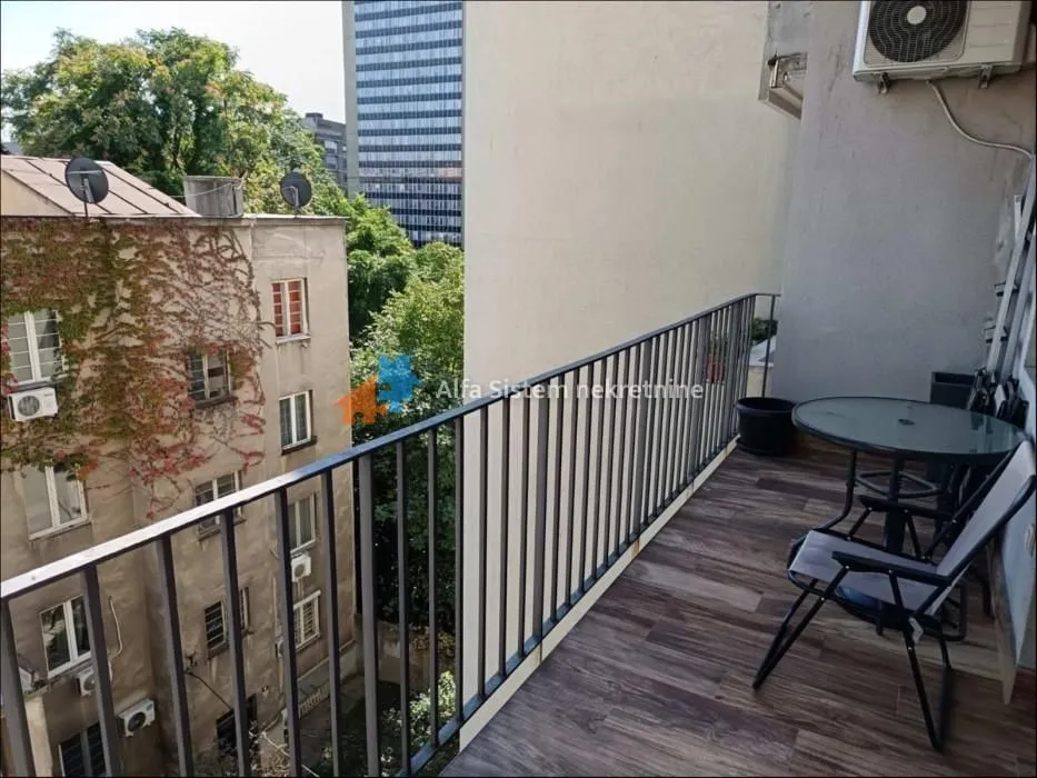Rent, three bedroom apartment, 87m², Slavija, Vračar Sve Podlokacije