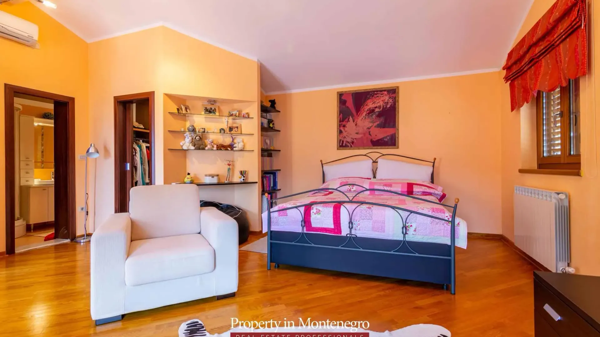 Prodaja, kuća, 303m², Orahovac, Kotor