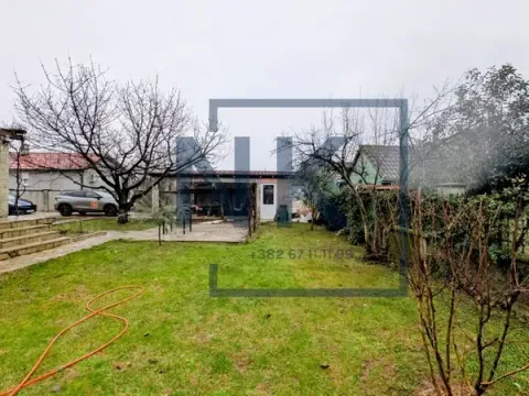 Rent, house, 170m², Tološi, Podgorica - image 12