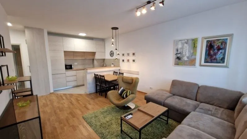 Izdavanje, jednosoban stan, 56m², City Kvart, Podgorica