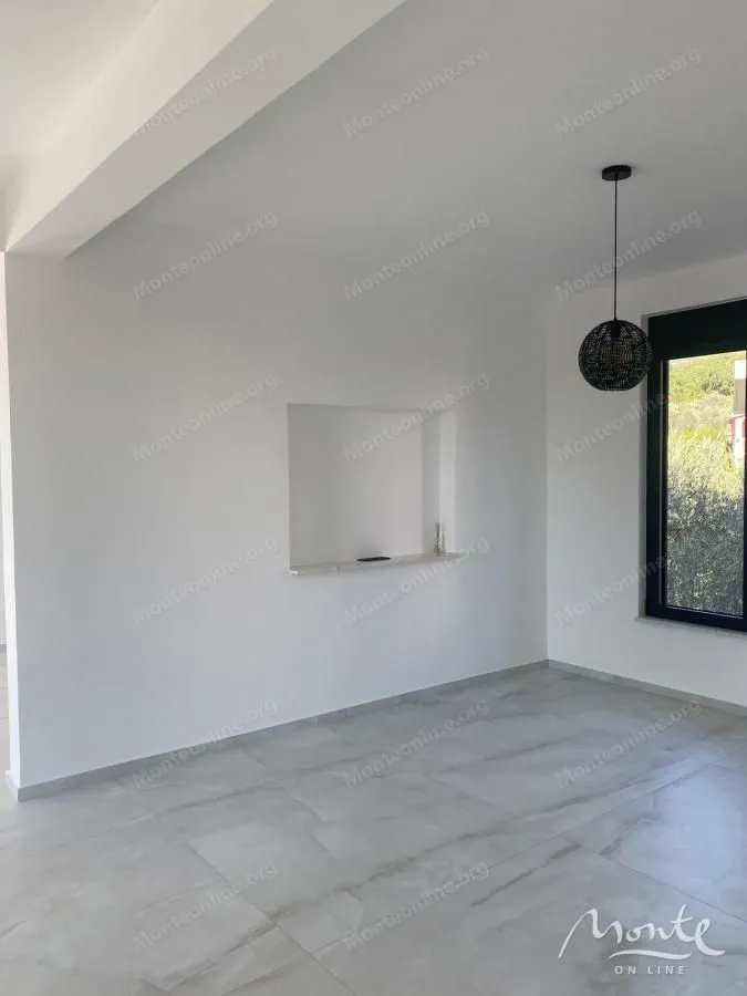 Sale, house, 385m², Bjeliši, Bar