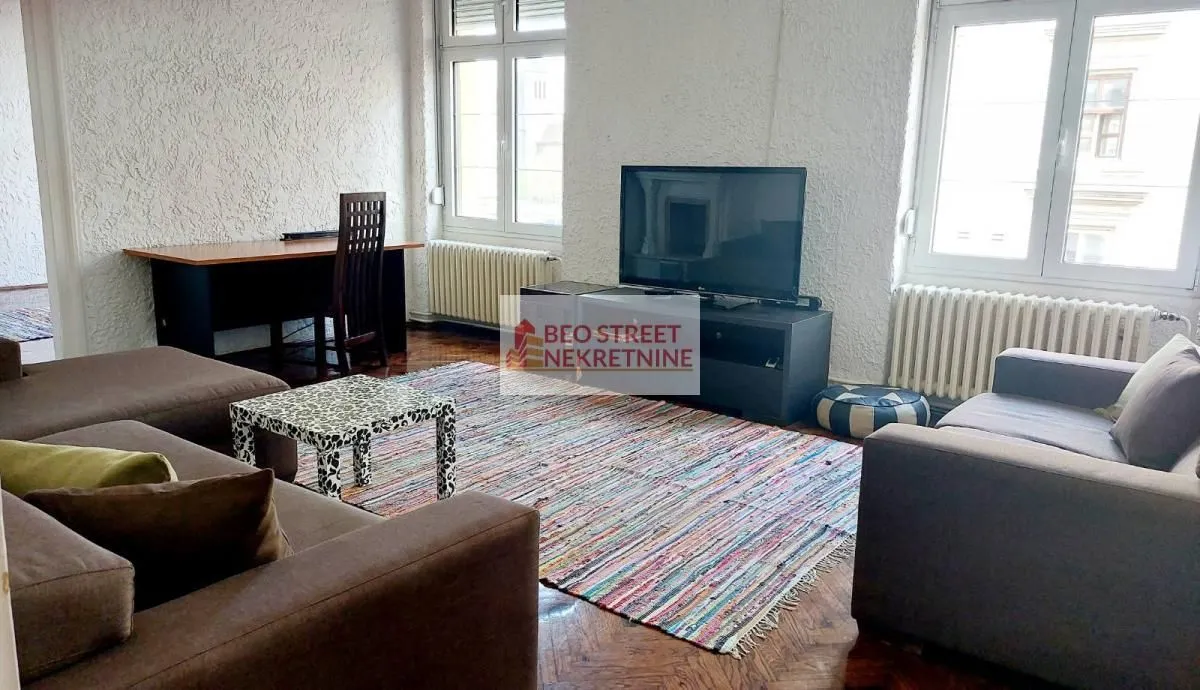 Izdavanje, četvorosoban stan, 108m², Stari Grad, Beograd