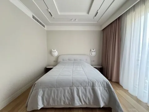 Prodaja, trosoban stan, 247m², Porto Montenegro, Tivat - image 11