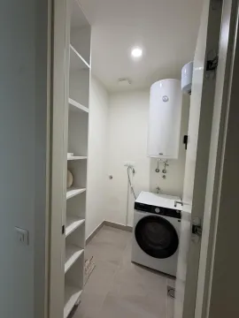 Izdavanje, trosoban stan, 78m², Novi Beograd Blok 64, Novi Beograd Sve Podlokacije - image 14