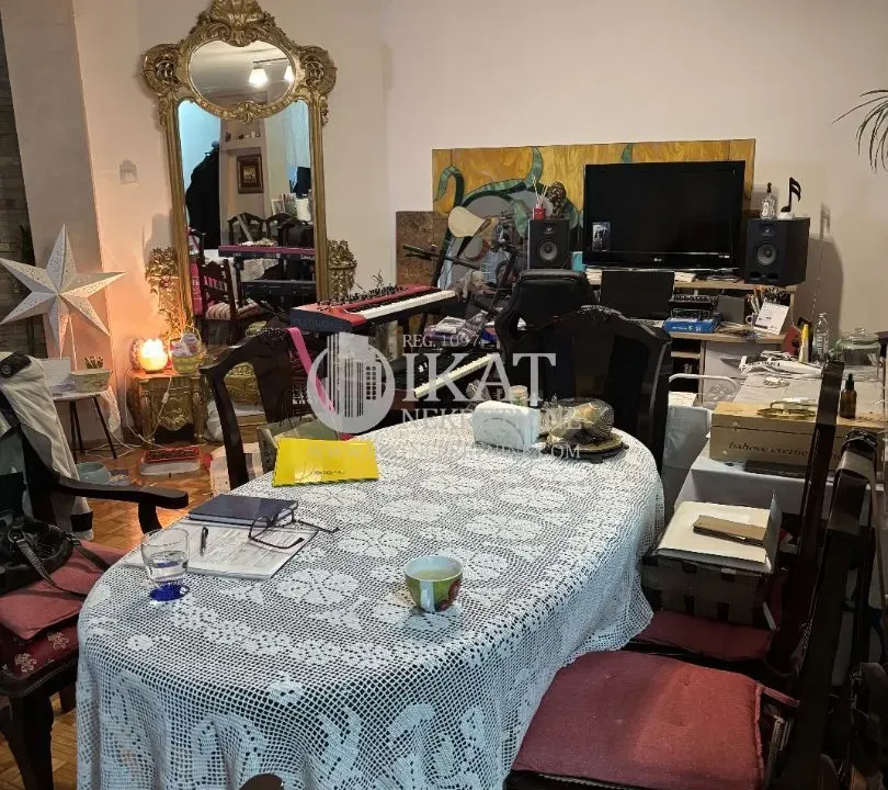 Prodaja, četvorosoban stan, 135m², Novi Beograd Blok 22, Novi Beograd Sve Podlokacije