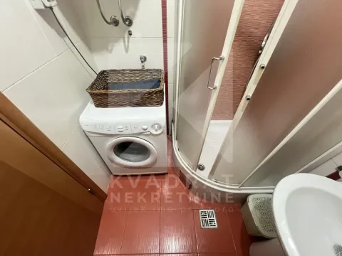 Rent, two bedroom apartment, 75m², Preko Morače, Podgorica - image 10