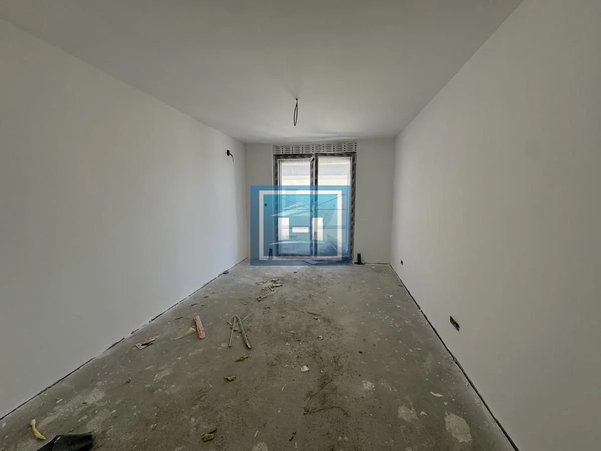 Prodaja, četvorosoban stan, 95m², Centar, Jagodina