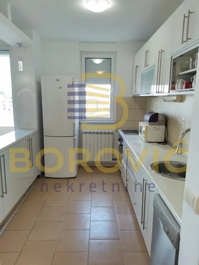 Prodaja, četvorosoban stan, 89m², Lekino Brdo, Voždovac Sve Podlokacije