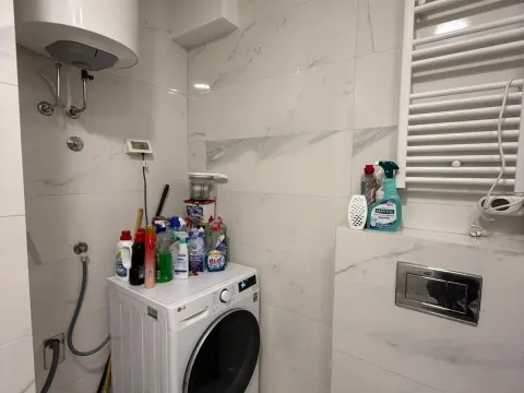 Prodaja, dvosoban stan, 72m², Centar, Bar - image 18