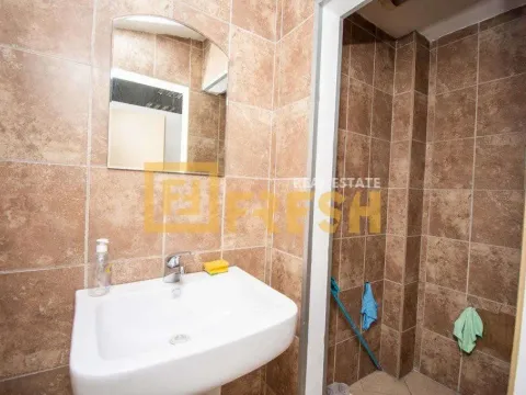 Izdavanje, poslovni prostor, 83m², Preko Morače, Podgorica - image 10