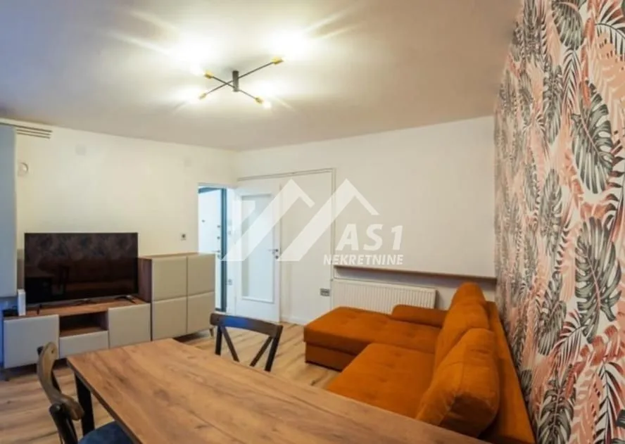 Izdavanje, jednosoban stan, 44m², Sajam, Novi Sad Sve Podlokacije