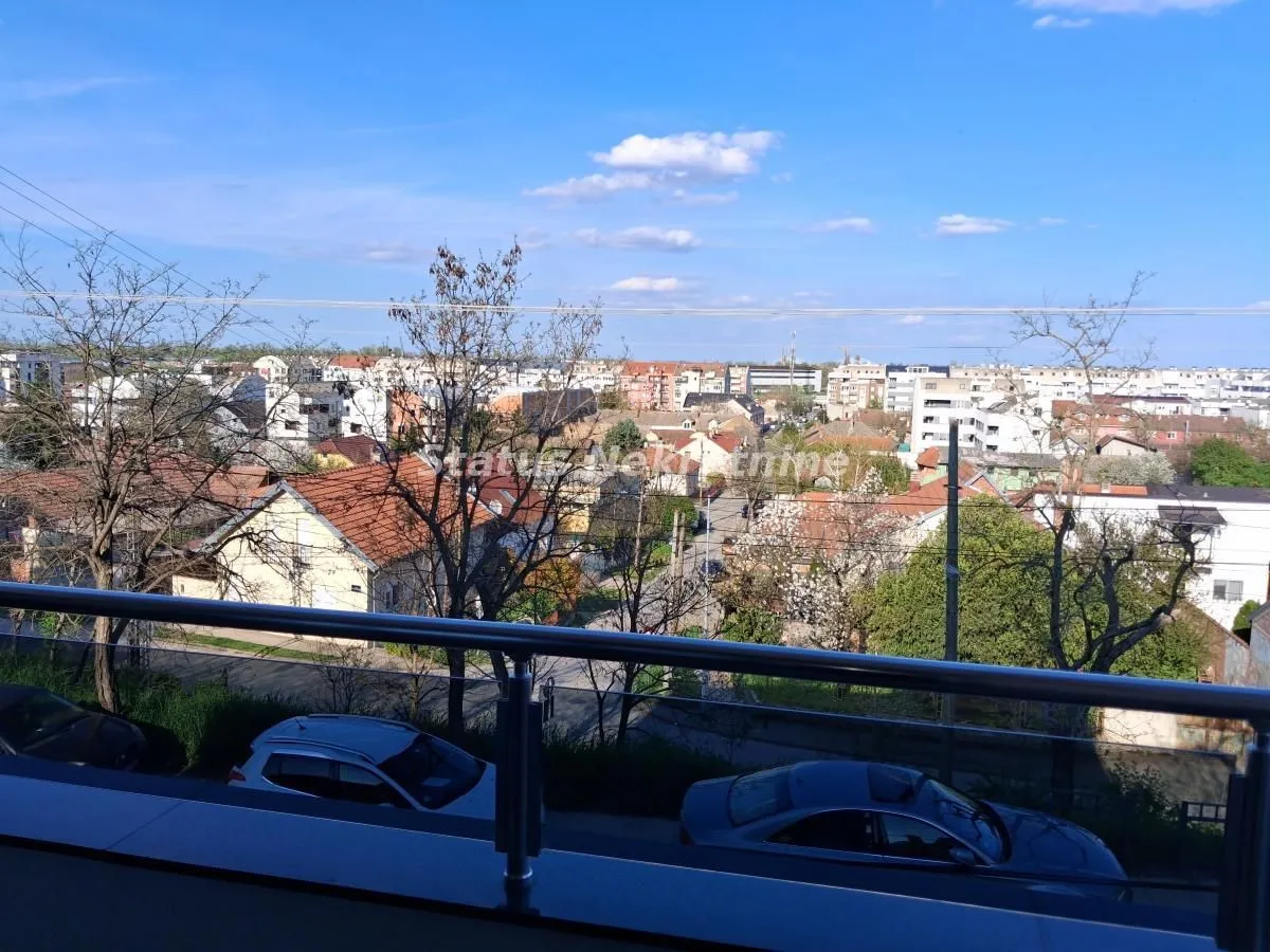 Prodaja, četvorosoban stan, 98m², Petrovaradin, Novi Sad