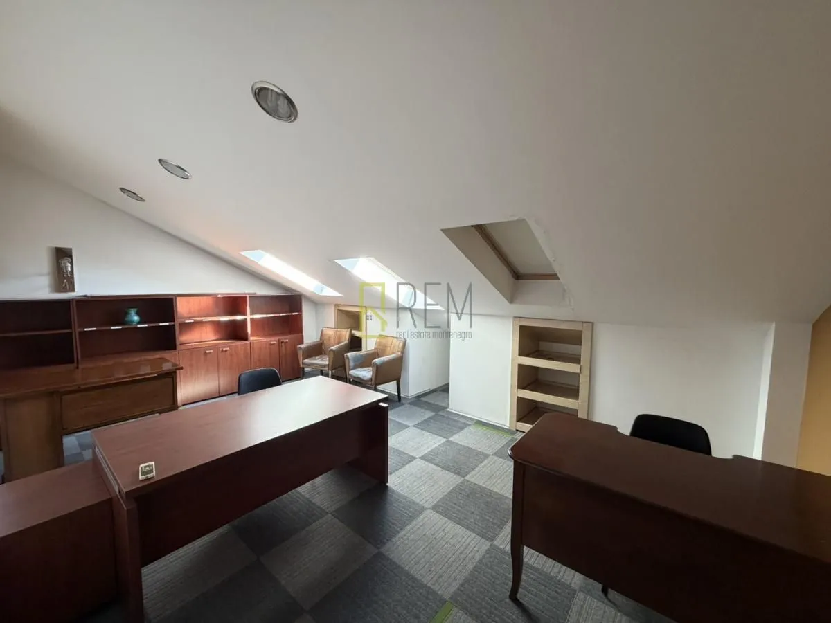Rent, office space, 70m², Podgorica, Crna Gora