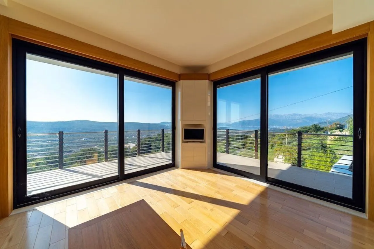 Sale, house, 310m², Dub, Kotor
