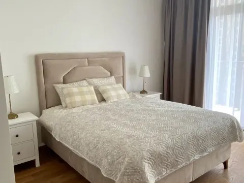 Izdavanje, trosoban stan, 121m², Savski Venac, Beograd - image 8