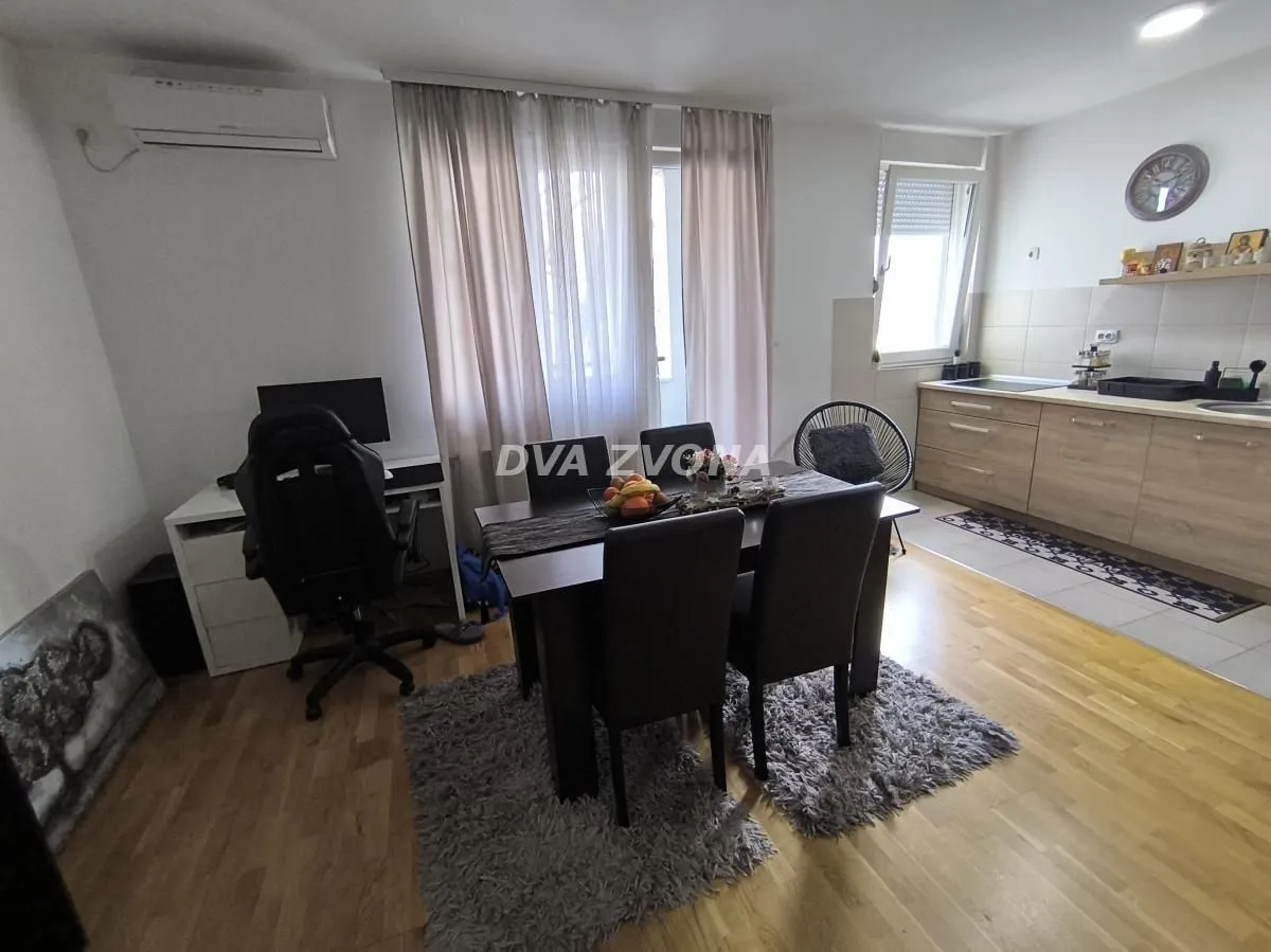 Prodaja, jednosoban stan, 47m², Petrovaradin, Novi Sad