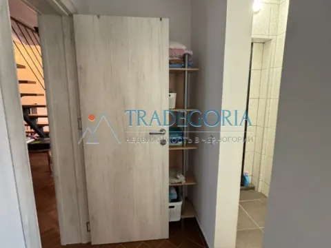 Prodaja, kuća, 211m², Bar, Crna Gora - image 41