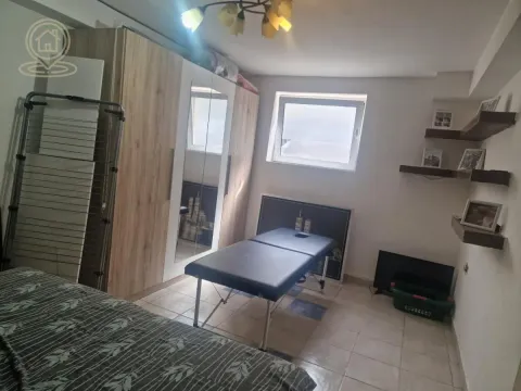 Prodaja, trosoban stan, 69m², Adamovićevo Naselje, Novi Sad Sve Podlokacije - image 5