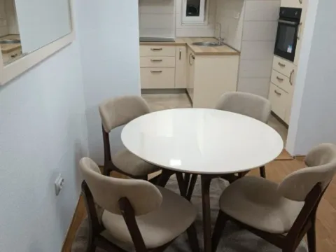Izdavanje, stan, 58m², Centar, Podgorica - image 11
