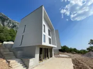 Prodaja, kuća, 231m², Tudorovići, Budva - image 19
