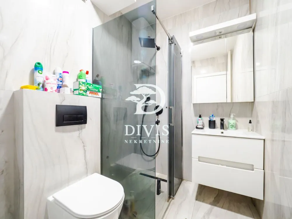 Prodaja, jednosoban stan, 44m², Novi Beograd Blok 61, Novi Beograd Sve Podlokacije