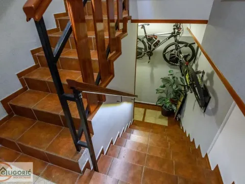 Prodaja, četvorosoban stan, 131m², Gundulićev Venac, Beograd - image 9