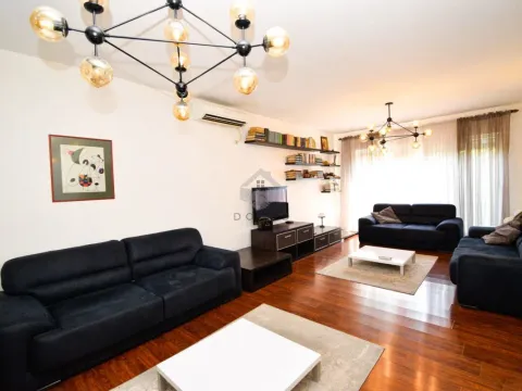 Prodaja, kuća, 200m², Zabjelo, Podgorica - image 9