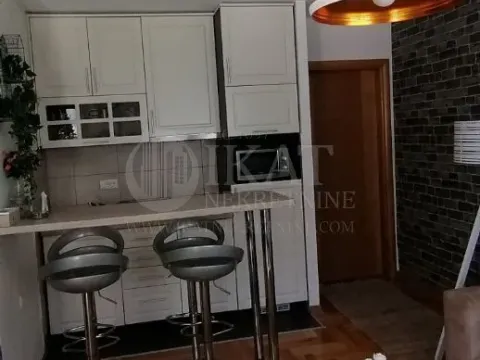 Prodaja, jednosoban stan, 39m², Centar, Zlatibor - image 10