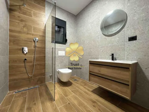 Izdavanje, kuća, 150m², Donja Gorica, Podgorica - image 9