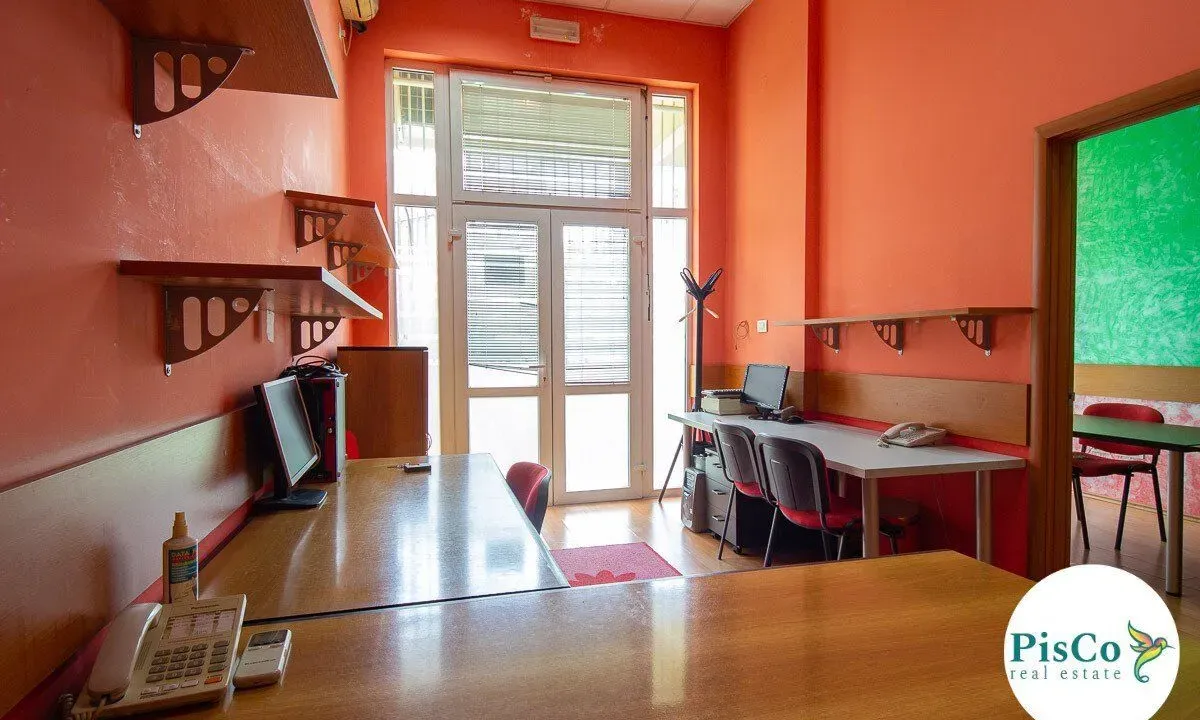 Prodaja, poslovni prostor, 28m², Stari Aerodrom, Podgorica