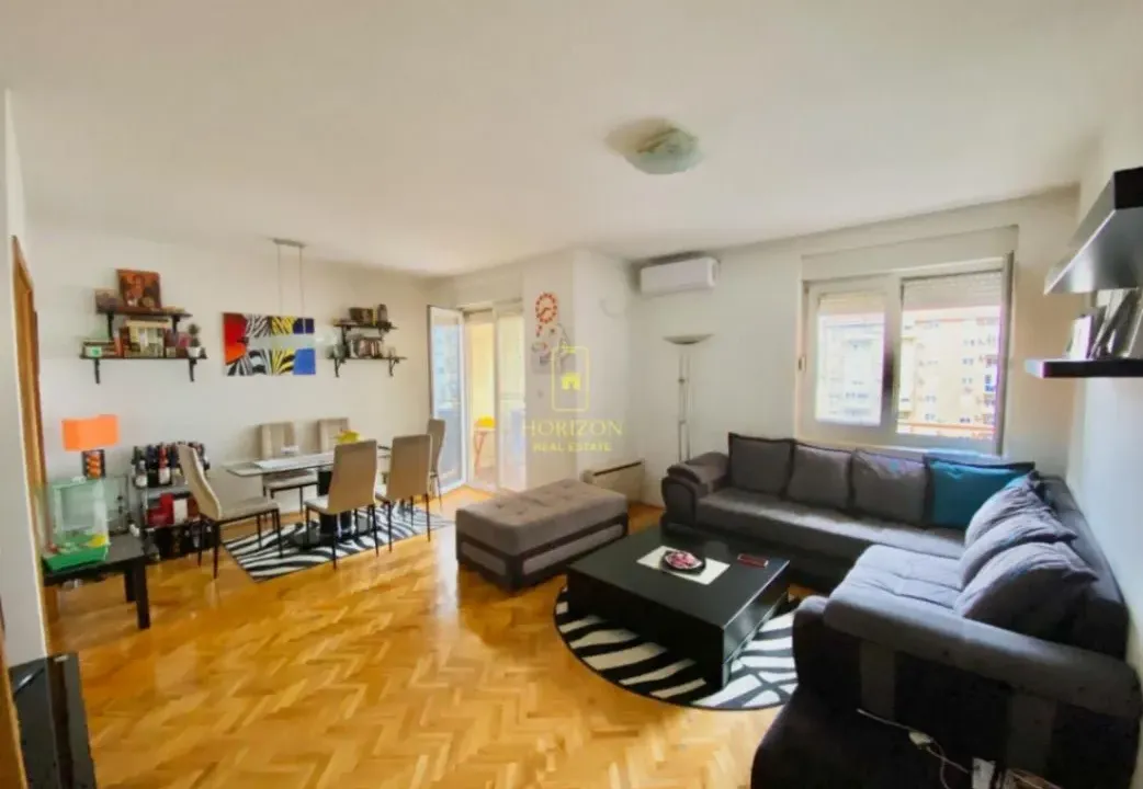 Prodaja, jednosoban stan, 57m², Stari Aerodrom, Podgorica