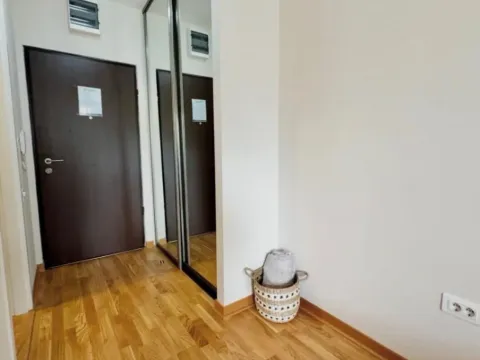 Izdavanje, garsonjera, 30m², Zagorič, Podgorica - image 10